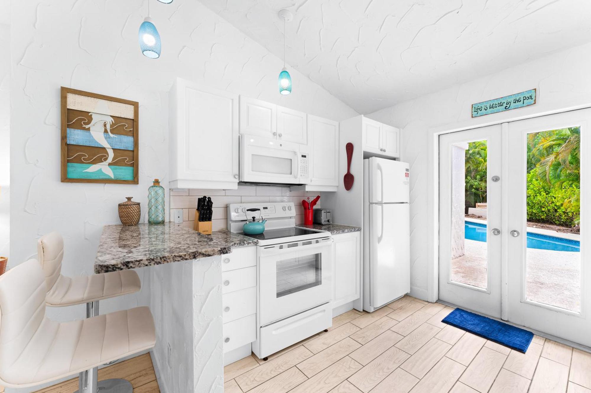 Crescent Beach Villas Сиеста-Ки Экстерьер фото