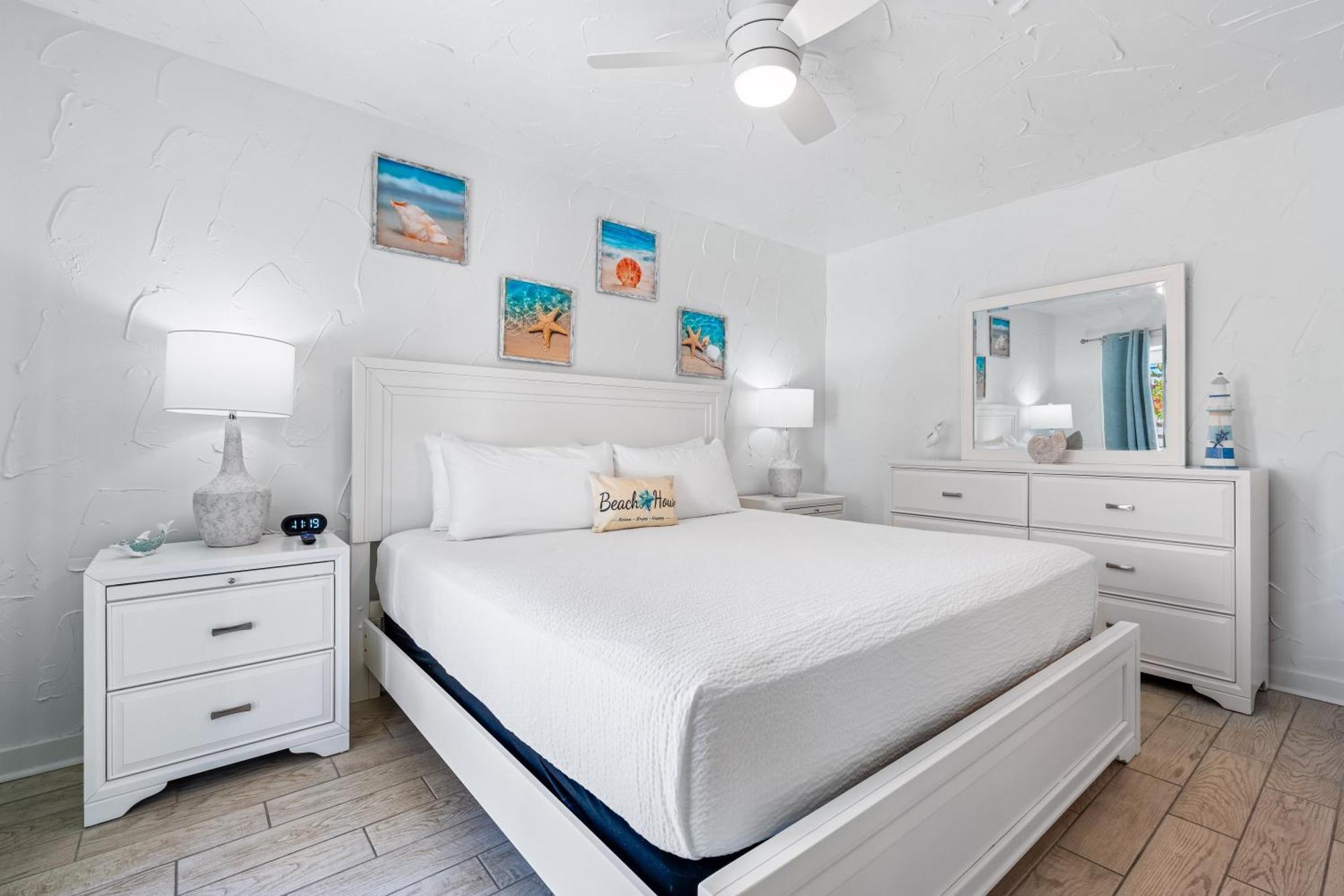 Crescent Beach Villas Сиеста-Ки Экстерьер фото